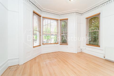 3 bedroom ground floor flat to rent, Cromwell Place, Highgate, London
