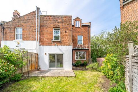 3 bedroom ground floor flat to rent, Cromwell Place, Highgate, London