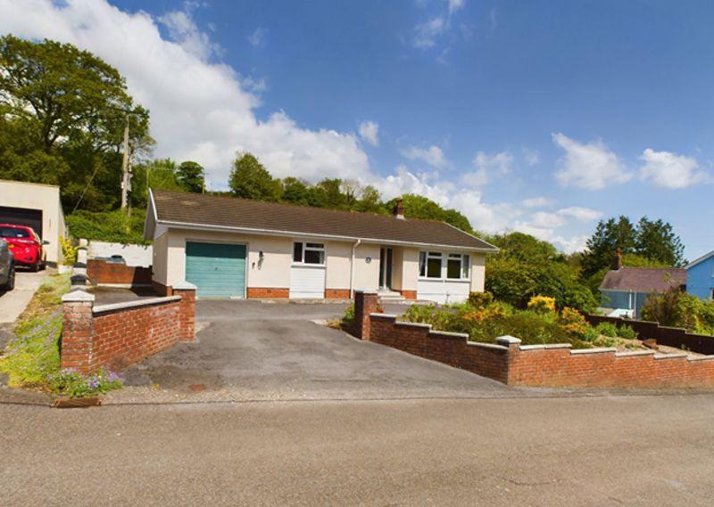 Old Road, Llansteffan 2 bed detached bungalow for sale £300,000