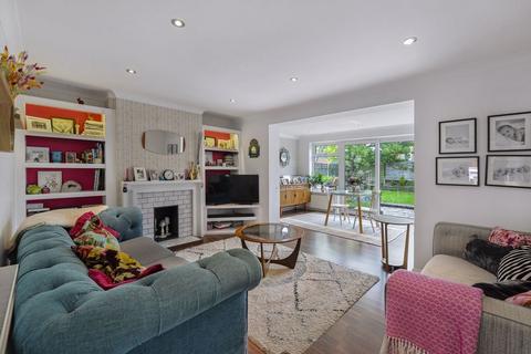 1 Caistor Road, Tonbridge, TN9 1UT