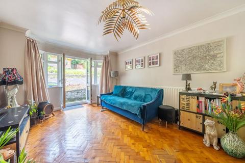 undefined, Kingsdown Avenue, South Croydon