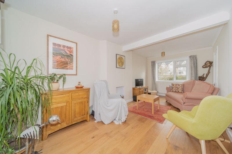 Barnwell Road, Melksham SN12 2 bed semidetached house £235,000