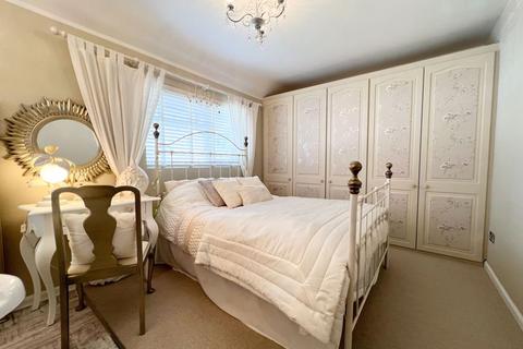 8 Bryngoleu, Rudry, Caerphilly, CF83 3DN