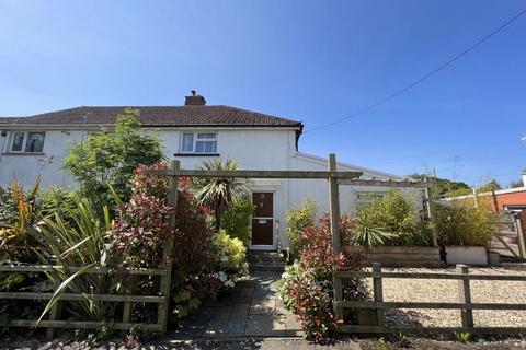 8 Bryngoleu, Rudry, Caerphilly, CF83 3DN