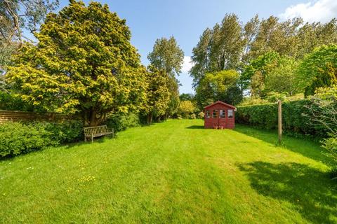 Pinecroft Cliff Road, Hythe, CT21 5XH
