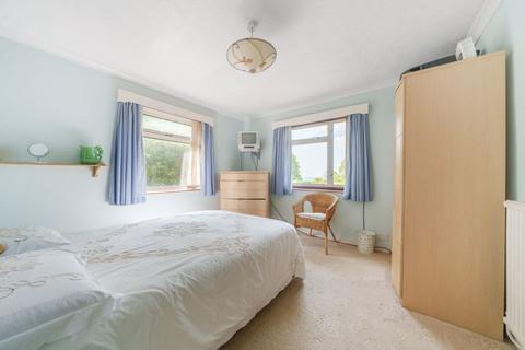 Pinecroft Cliff Road, Hythe, CT21 5XH