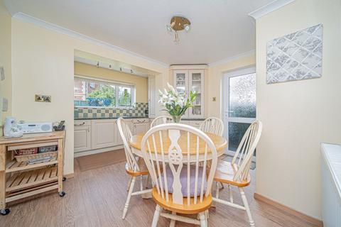 11 Arden Close, Melksham, SN12 7JT