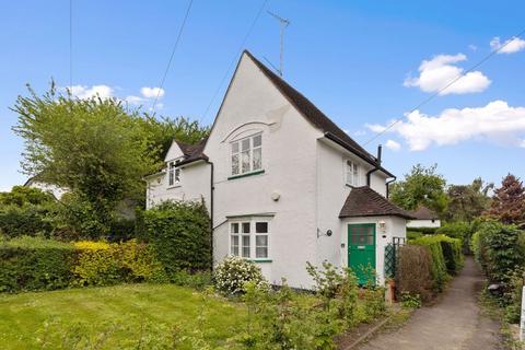 15 Hogarth Hill, London, NW11 6AY