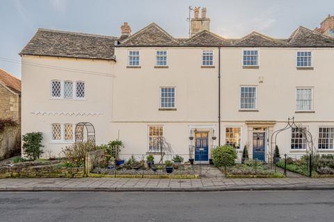 7 Canon Square, Melksham, SN12 6LX