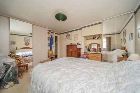 77 Bradford Road, Atworth, Melksham, SN12 8HY