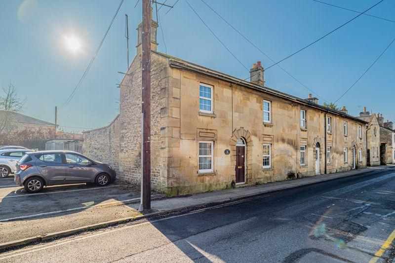 Union Street, Melksham SN12 2 bed terraced house £210,000