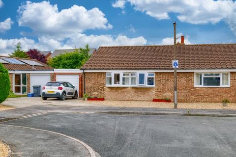5 Burniston Close, Melksham, SN12 7JS