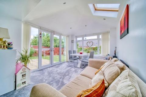 5 Burniston Close, Melksham, SN12 7JS