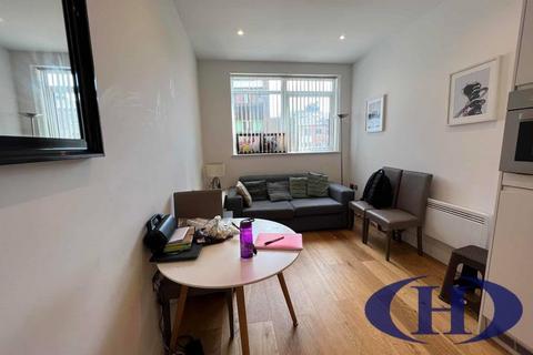 undefined, Flowers Way, Luton