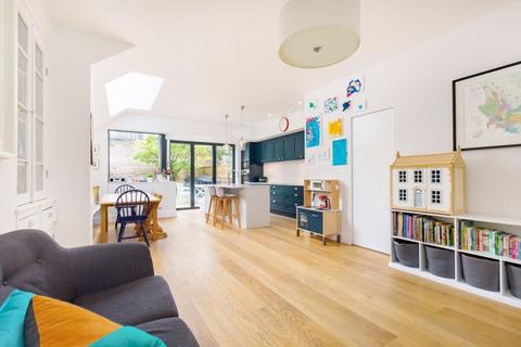 3 bedroom terraced house for sale - Royal Albert Road|Westbury Park