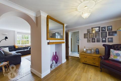 38 Ditchingham Dam, Ditchingham, Bungay, NR35 2JQ