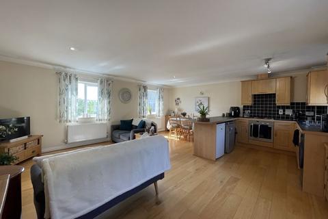 81 Treffry Road, Truro, TR1 1WE