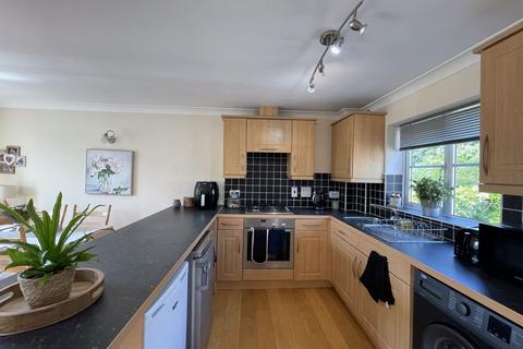 81 Treffry Road, Truro, TR1 1WE