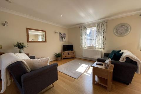 81 Treffry Road, Truro, TR1 1WE