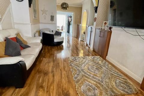 99 Birdbrook Road, Birmingham, B44 8RT