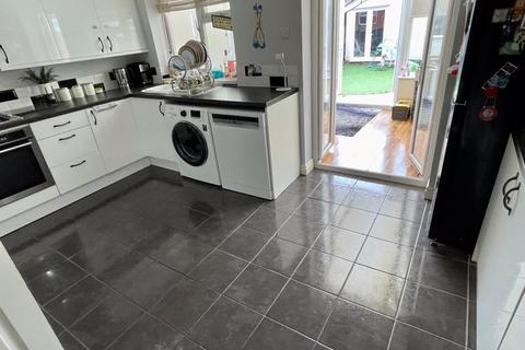 99 Birdbrook Road, Birmingham, B44 8RT