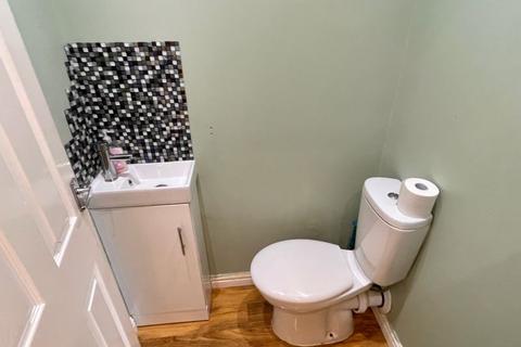 99 Birdbrook Road, Birmingham, B44 8RT