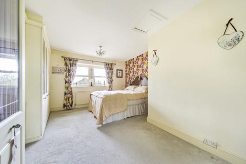 2 bedroom semi-detached house for sale, Smalewell Gardens, Pudsey, West Yorkshire, LS28