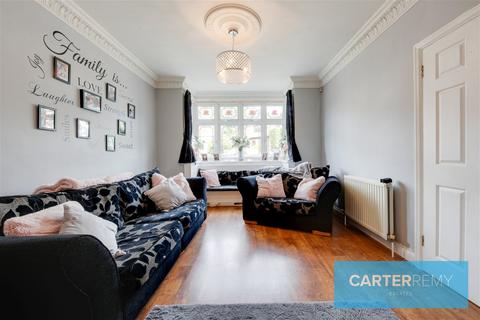 16 Allenby Crescent, Grays, RM17 6DH
