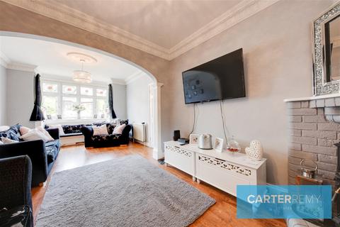 16 Allenby Crescent, Grays, RM17 6DH