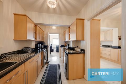 16 Allenby Crescent, Grays, RM17 6DH