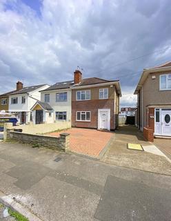 78 Raynton Drive, Hayes, UB4 8BE