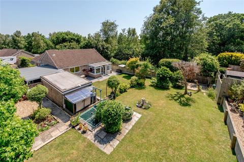 8 Ash Grove, Chard, TA20 1BZ