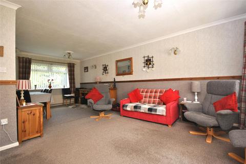 8 Ash Grove, Chard, TA20 1BZ