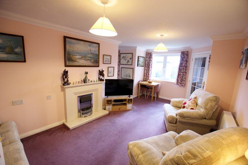Acacia Lodge, Trinity Street, Fareham... 1 bed retirement property £