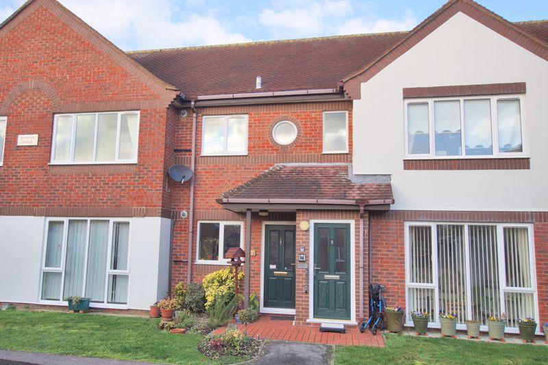 Northwood Square, Fareham PO16 2 bed retirement property £200,000