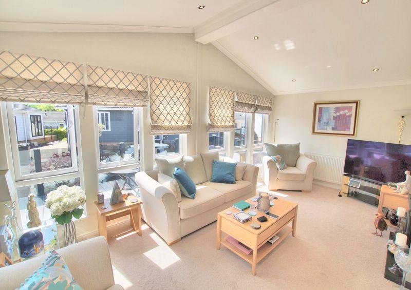 Southwick Road, Fareham PO17 2 bed park home for sale £289,000