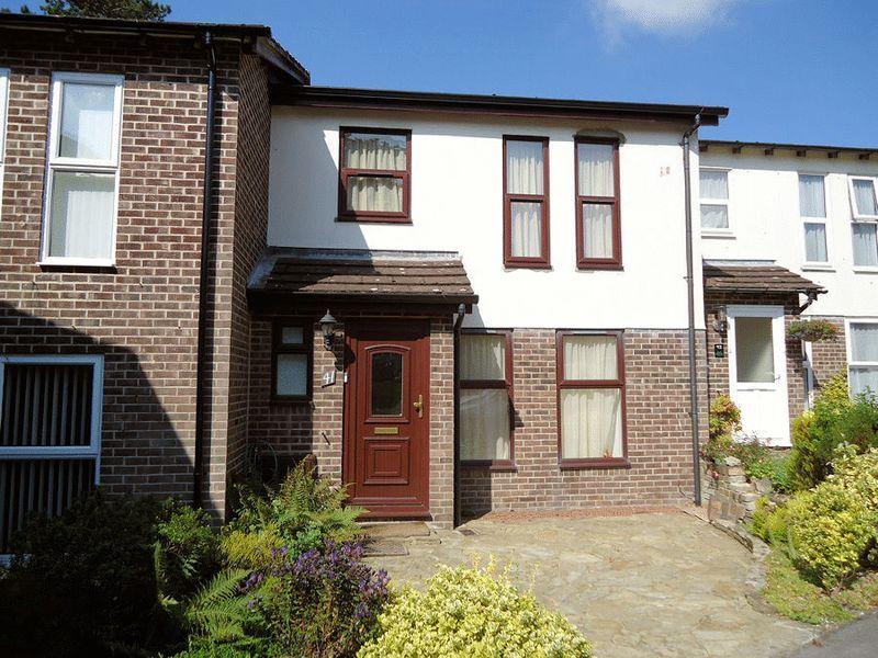 Cleveland Drive, Fareham PO14 3 bed terraced house for sale £275,000