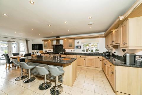 4 bedroom detached house for sale, Reading Road, Winnersh, Wokingham, RG41