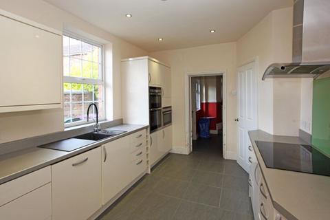 39 Broadway, Shifnal, TF11 8BB