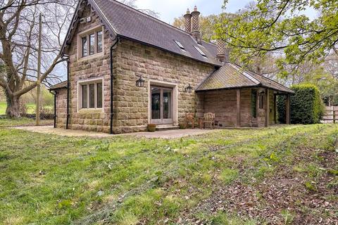 3 bedroom detached house for sale - East Lodge, Moreton