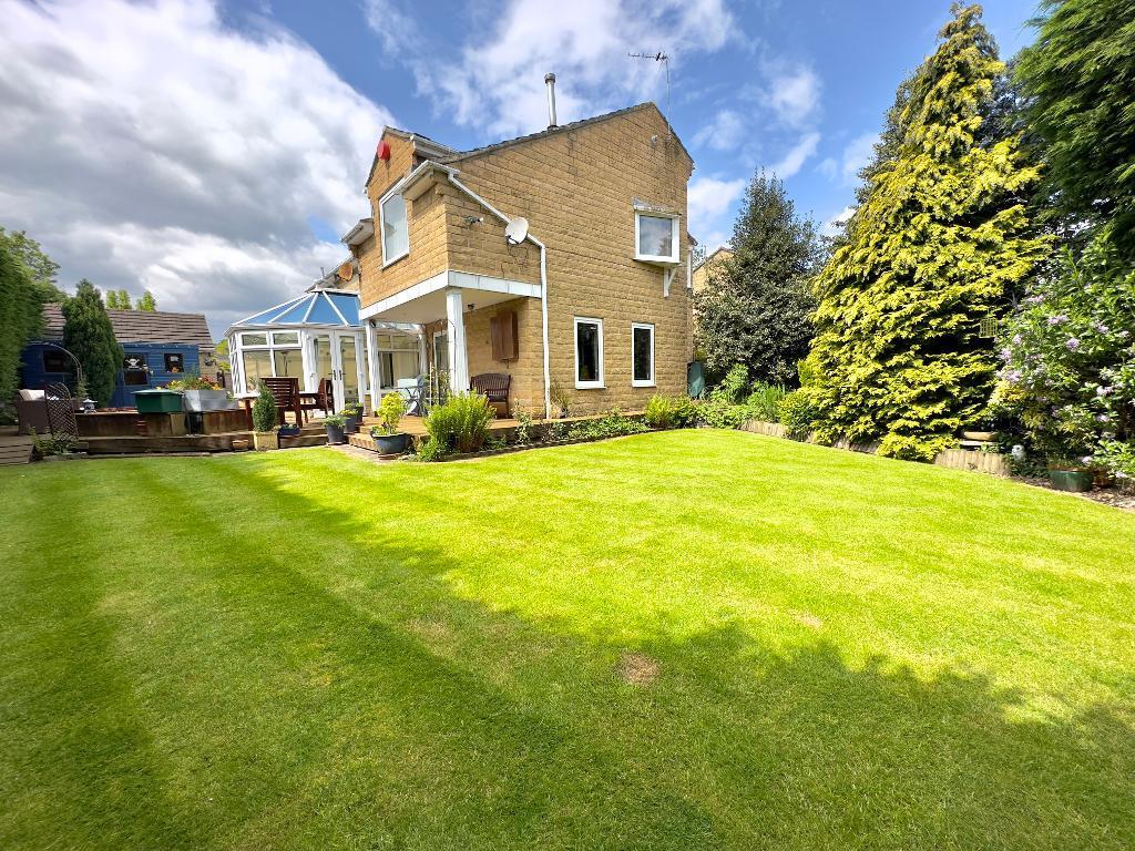 Henley Avenue, Dewsbury, Wakefield... 5 bed detached house for sale £