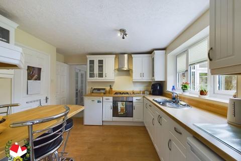 12 Henry Ryder Close, Abbeymead, Gloucester, GL4 5GA