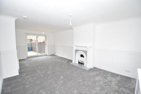 3 bedroom terraced house for sale - Holyknowe Road, Lennoxtown, G66 7DW