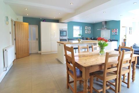 71 Lansdown Road, Gloucester, GL1 3JD