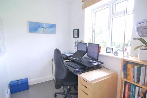 71 Lansdown Road, Gloucester, GL1 3JD