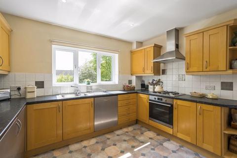 6 Dairy Close, Wells, BA5 2ND