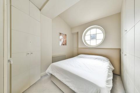 2 bedroom flat for sale, Barkston Gardens, London