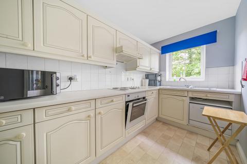 1 bedroom apartment for sale - Southwell Park Road, Camberley GU15