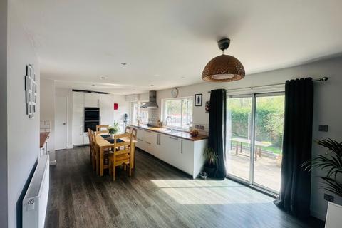 Highbury Gorrig Road, Pentrellwyn, Llandysul, SA44 4LQ