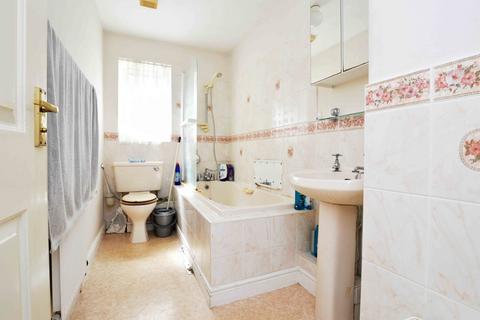 Lynton Ash Lane, Down Hatherley, Gloucester, GL2 9PS